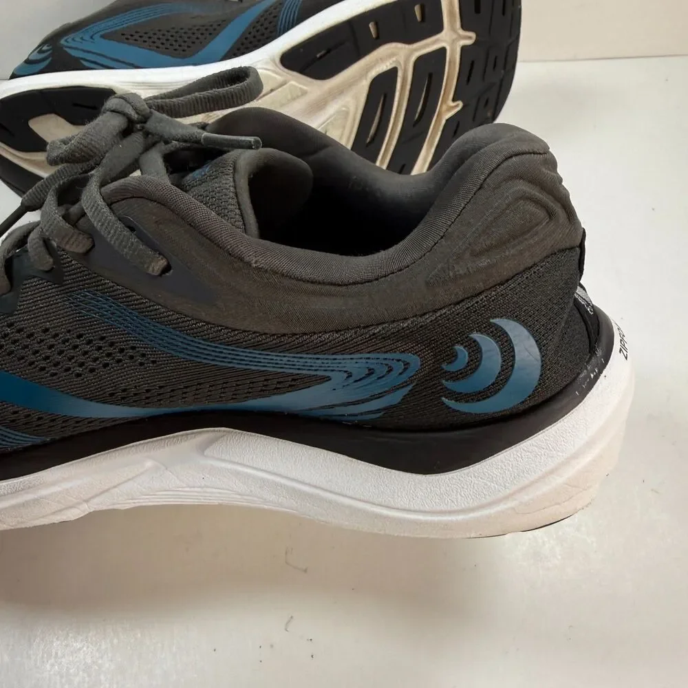 Topo Athletic Magnifly 4 Shoes Mens Size 10 Gray Navy Running Sneakers